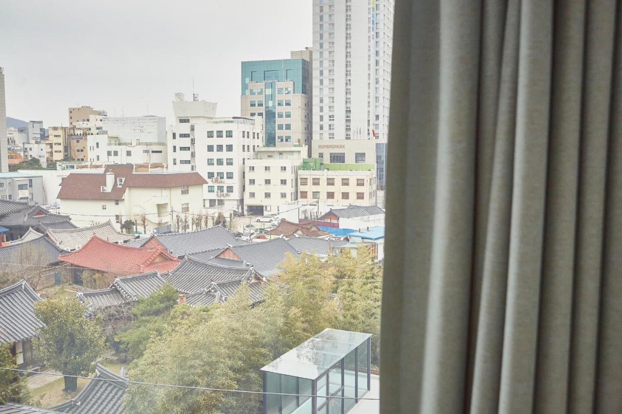 הוסטל Gwangju Metropolitan City Guest 145 מראה חיצוני תמונה